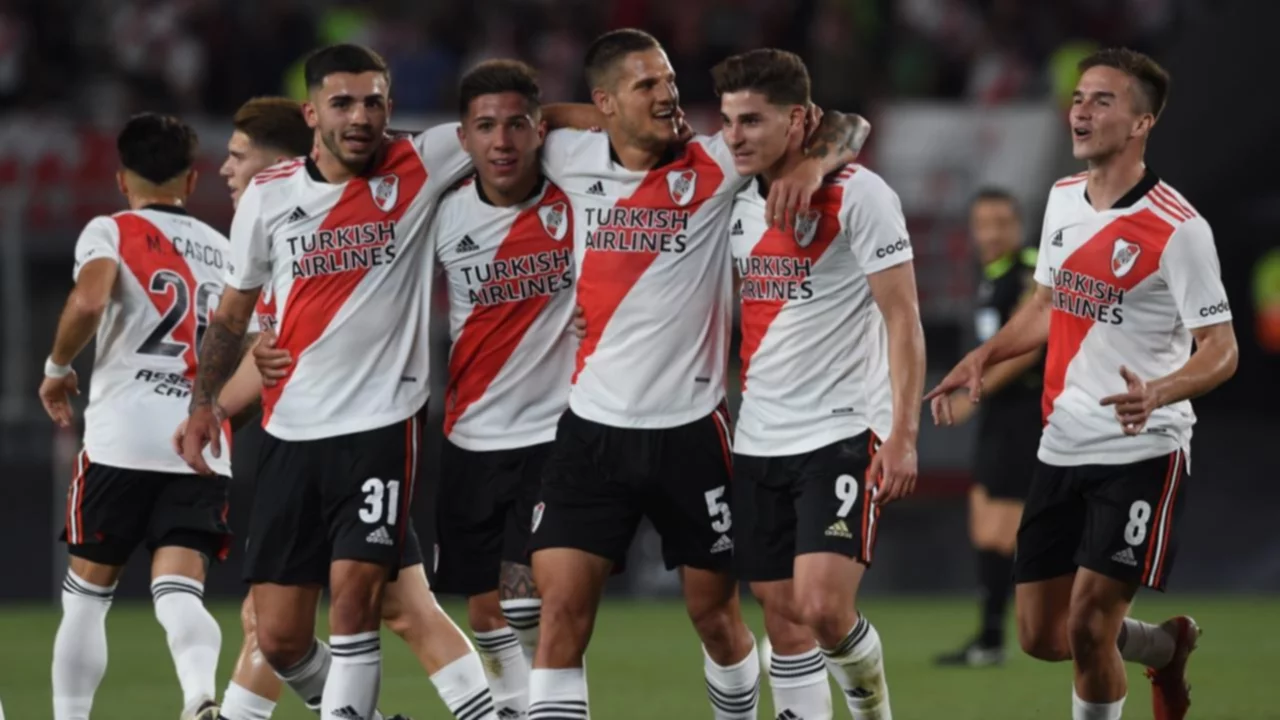 River goleó a Argentinos Juniors y dio otro paso clave hacia el título