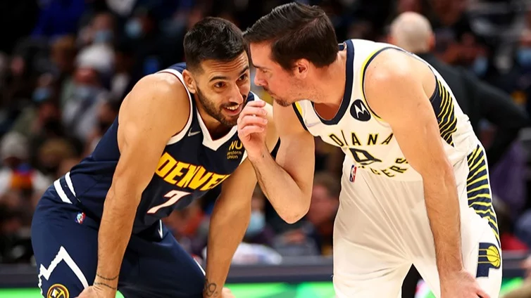 Se repitió lo que se venía dando: pocos minutos para Campazzo y Deck