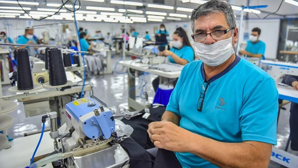 La desocupación en Argentina cayó a 8,2 % al cierre del tercer trimestre