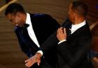 Will Smith le dio un golpe a Chris Rock por burlarse de la alopecia de su esposa