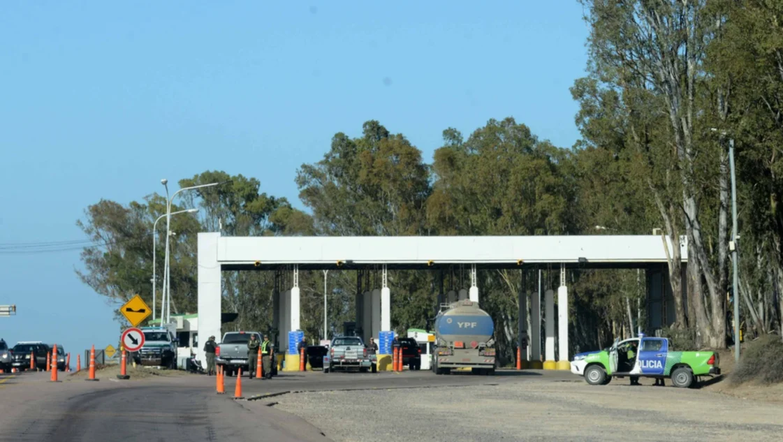 Puesto fitosanitario: un inspector recibió un disparo en su mano