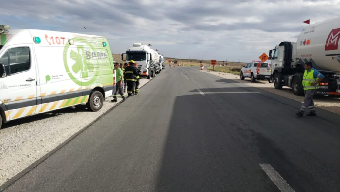 Ruta 33: le reventó un neumático de su camión y sufrió una quebradura