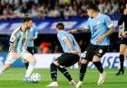 Argentina sufrió ante Uruguay su primera derrota tras la conquista del Mundial