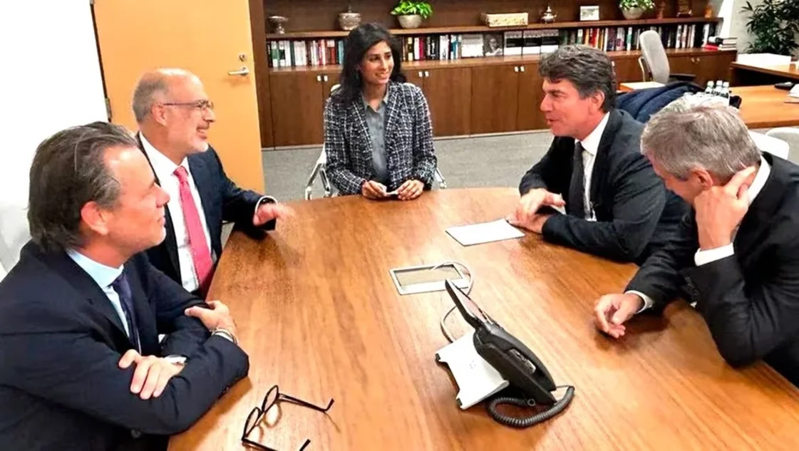Según el Gobierno, la reunión con el FMI fue positiva