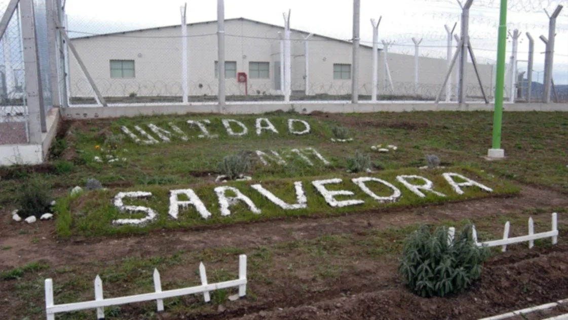 Una mujer fue aprehendida por intentar ingresar droga a la cárcel de Saavedra
