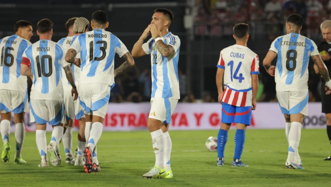 Argentina arrancó ganando con gol de Lautaro, pero terminó perdiendo 2-1 ante Paraguay