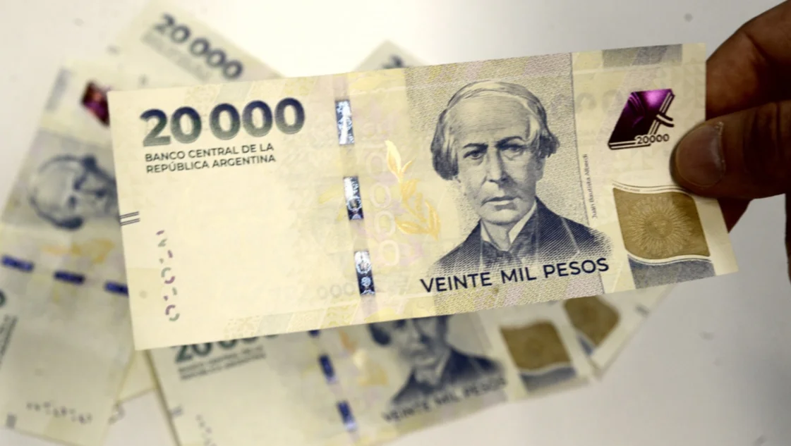 El salario que piden los argentinos que buscan trabajo llega a casi $1,3 millones: el detalle por sector