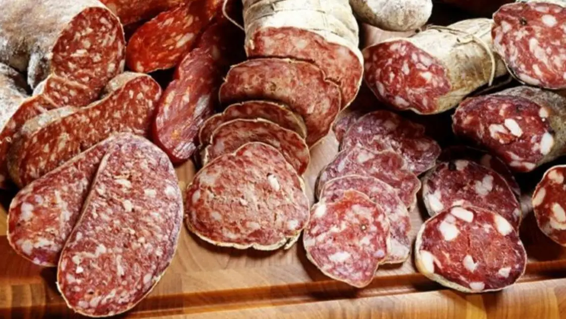Con un salame de 50 metros, Sierra de la Ventana organiza una fiesta inédita en la zona