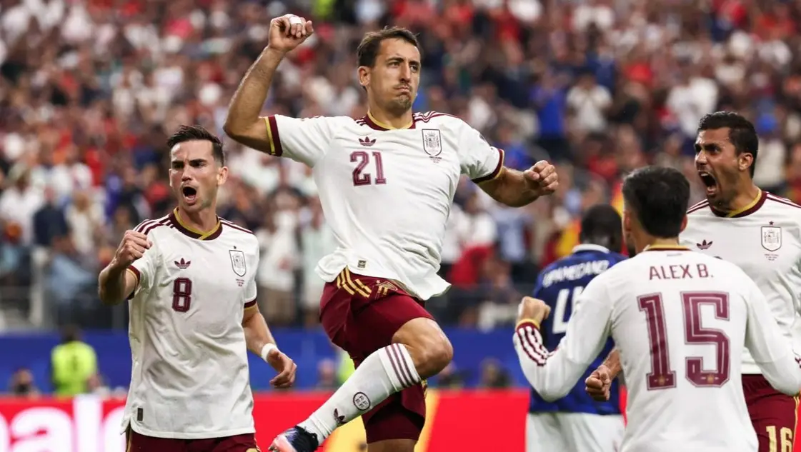España le ganó con autoridad a Francia 2 a 0 y es finalista