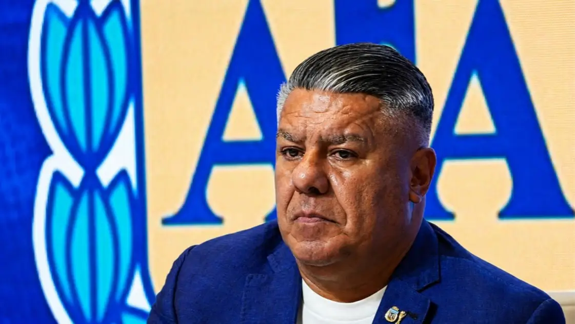 La Justicia de Estados Unidos incautó el celular de Chiqui Tapia y fue citado a declarar