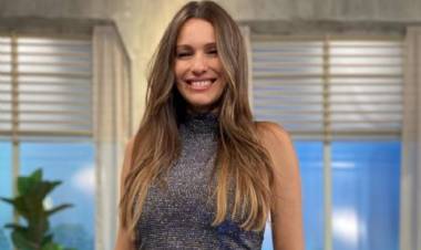 Furor por los souvenirs en el baby shower de Pampita