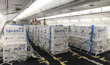 Con la llegada del nuevo vuelo, la Argentina suma casi 9 millones de dosis de vacunas