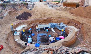 Excavaron para hacer un edificio en donde vivió Juan Manuel de Rosas y recuperaron tesoro histórico