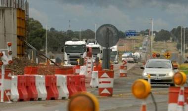 Bahía Blanca: Kicillof y Katopodis recorrerán las obras de la Autopista Paso Urbano (El Cholo)
