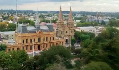 10 de julio de 1882. Gobernador Dr. Dardo Rocha promulga la ley de creación de los partidos de Cnel. Suárez y C. Pringles.