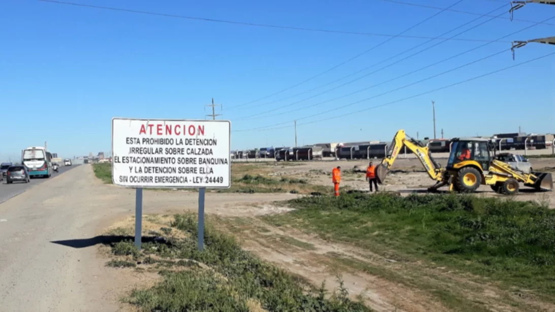 Se hicieron tareas de mantenimiento en los ingresos a Bahía Blanca