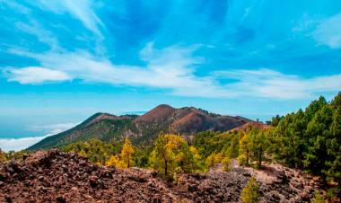 Alerta máxima en las islas Canarias por la actividad de un volcán