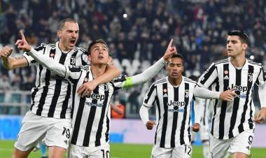 Dybala brilló y metió a la Juventus en octavos de la Champions