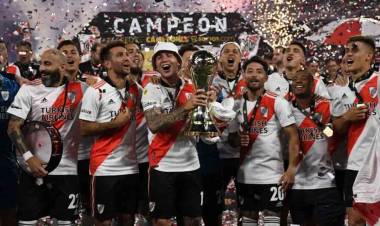 River goleó a Colón y se quedó con el Trofeo de Campeones
