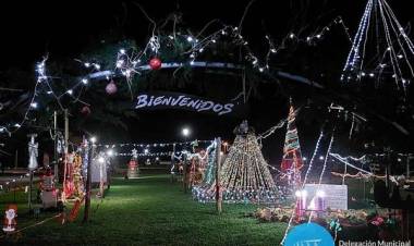 Huanguelén inauguró el Paseo Navideño