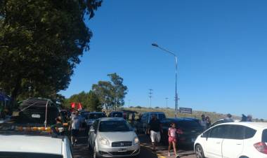 Caos en el acceso a Monte Hermoso por una protesta