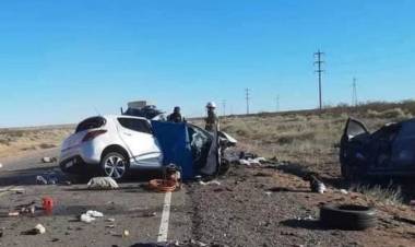 Una familia destruida por un triple choque en Neuquén