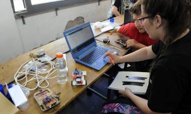 Las universidades públicas comienzan a exigirles a sus alumnos la vacuna contra el covid