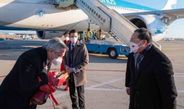 El Presidente llegó a China para reunirse con Xi Jinping