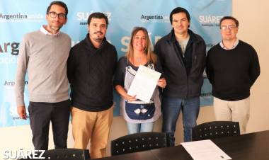 Entrega de aportes económicos a instituciones del distrito