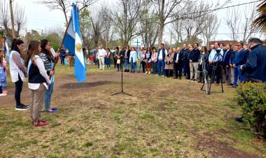 Acto 117 aniversario de Curamalán e inauguración del Mural por Malvinas.