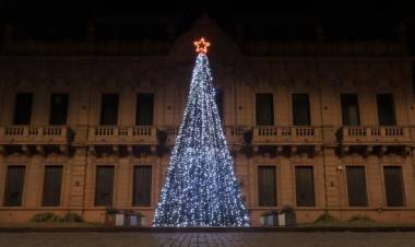 El espíritu de la Navidad brilló en los Pueblos Alemanes y en Suárez