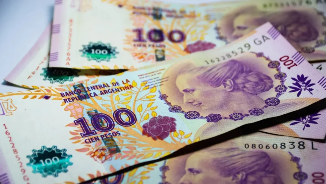El billete de $100 cumple 31 años: qué se podía comprar en 1992 y para qué alcanza ahora