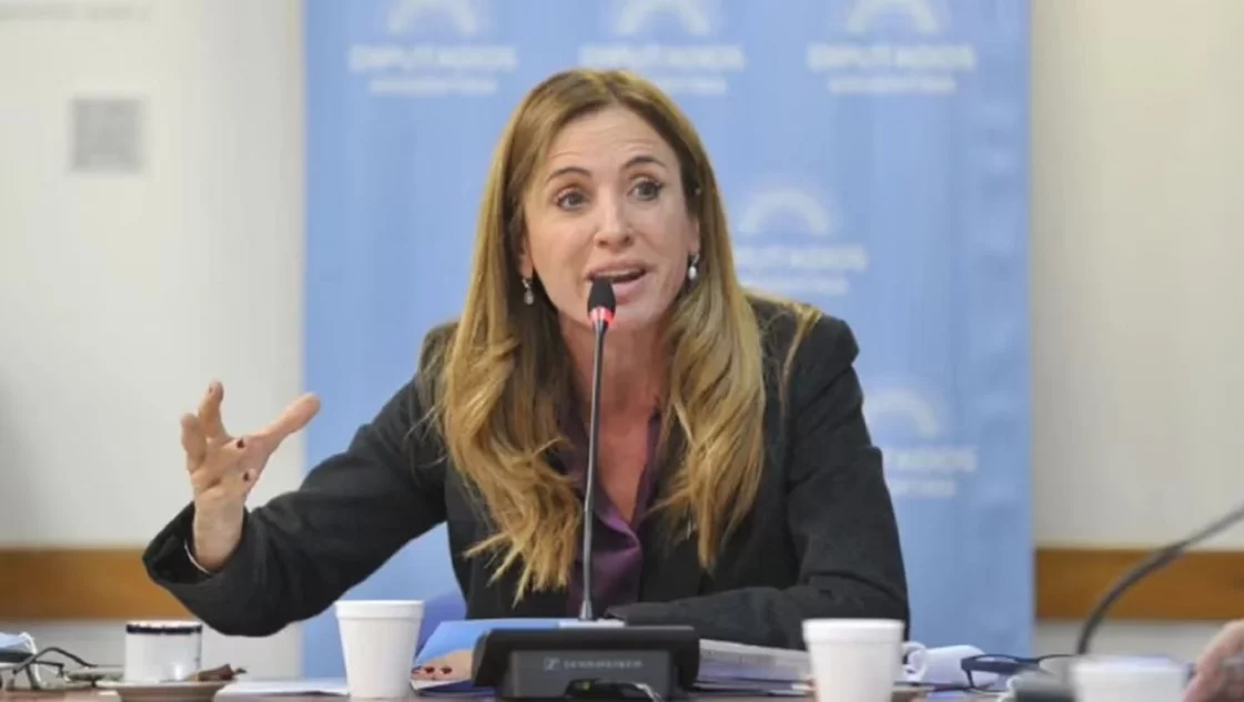 El Gobierno bajó a otros 100 mil beneficiarios de planes sociales