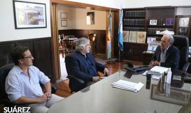 El director provincial de Educación Artística visitó Coronel Suárez