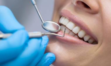 Detectan nueva bacteria que podría ser la causante de las caries