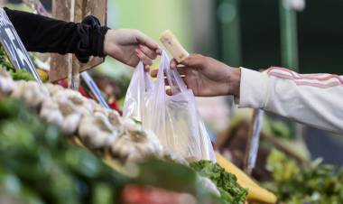 El FMI proyecta una inflación de 120% en 2023