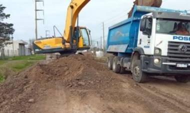 Asfaltan una avenida clave para unir dos localidades del oeste de La Plata