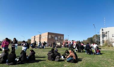 UNS: Comenzará este Lunes la Muestra de Carreras de Nivel Superior