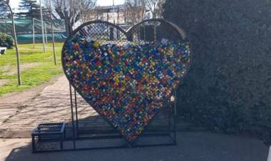 Fundación Ayuda-Le recibió 711 kilos de tapitas recolectadas