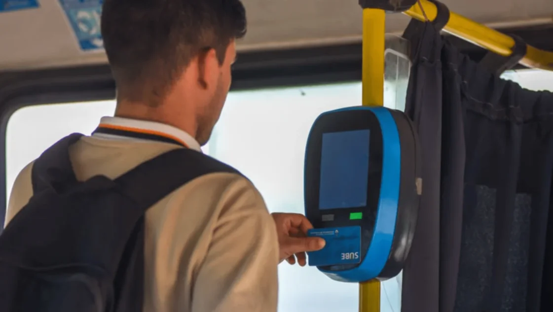 El Gobierno informó que 1500 personas renunciaron al subsidio del transporte