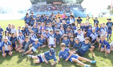 RACING DE CARHUÉ BICAMPEÓN DE LA LIGA REGIONAL DE FUTBOL