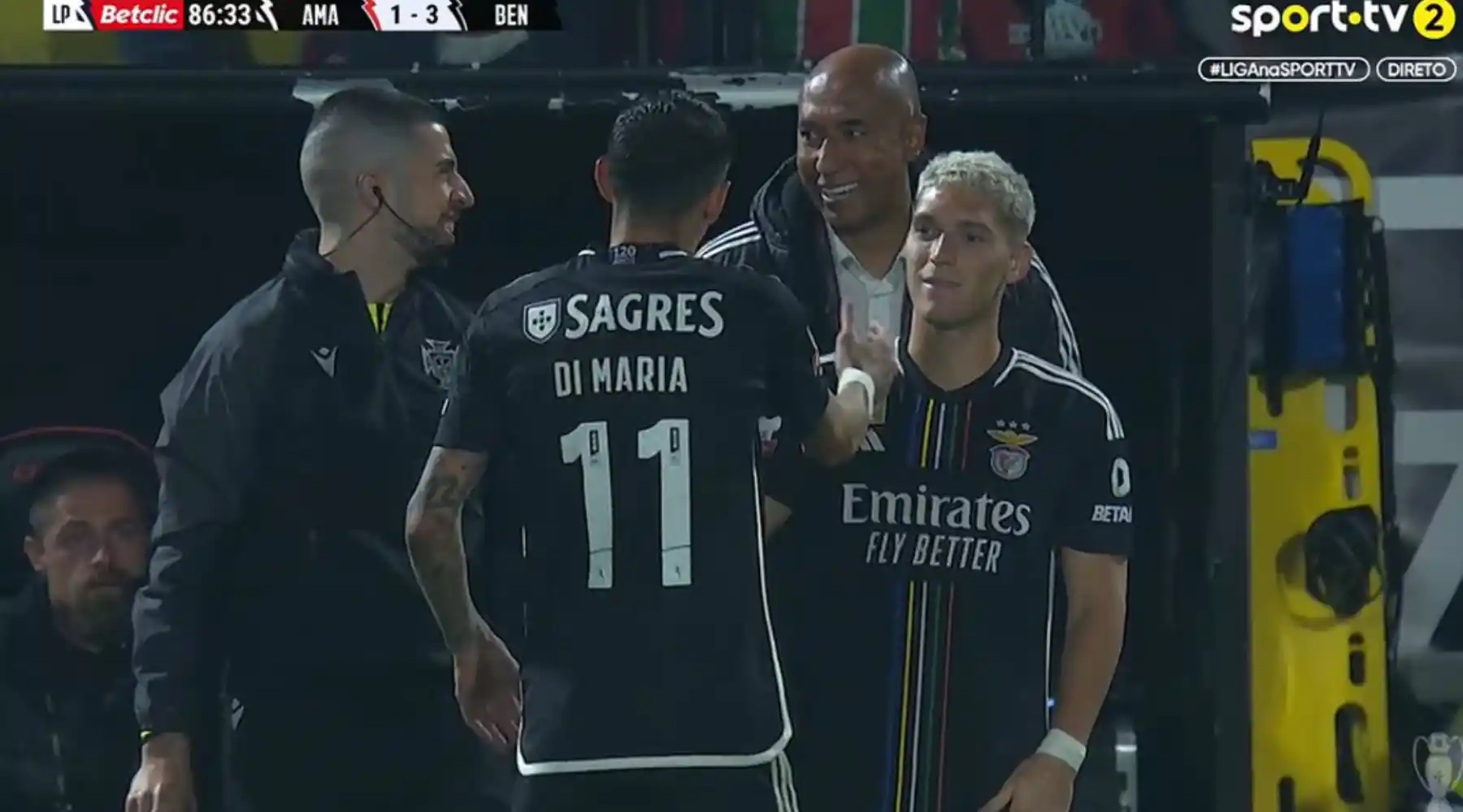 Debutó Rollheiser en Benfica y lo hizo entrando por Di María: ¡participó en un gol!