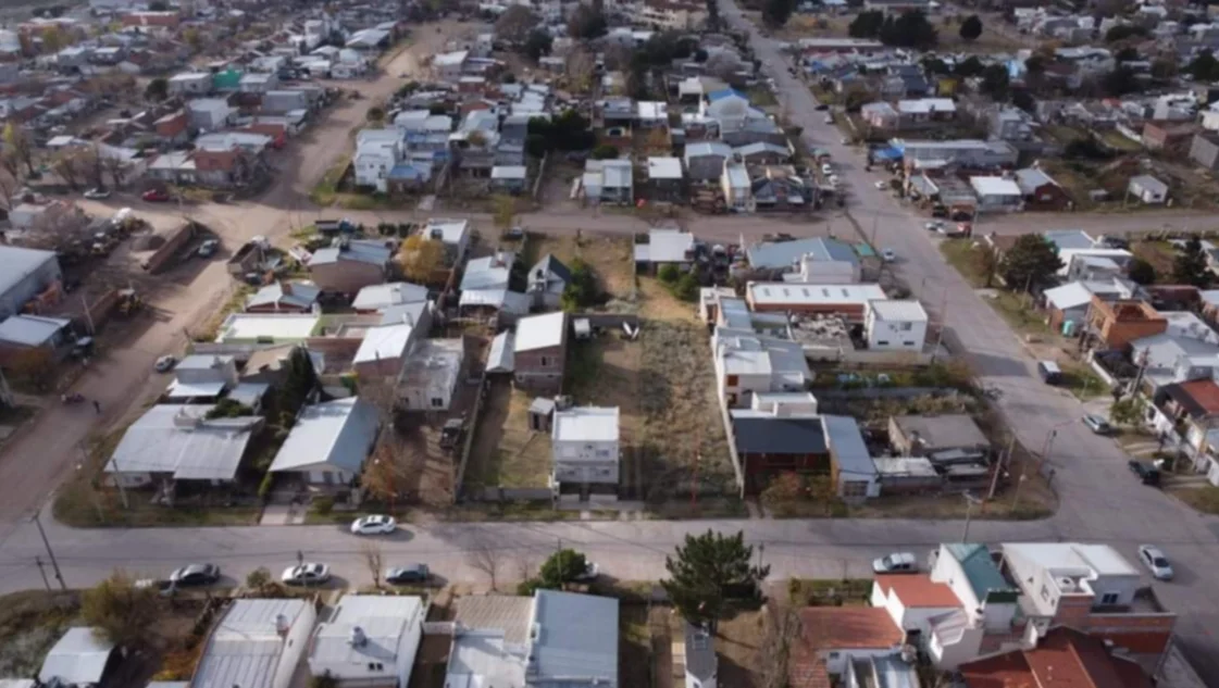 Monte Hermoso: relevan con drones para encontrar construcciones sin declarar