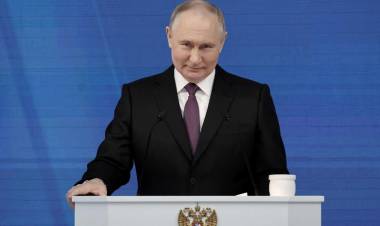 Putin renovó su advertencia a EEUU y sus aliados del riesgo de una guerra nuclear por Ucrania