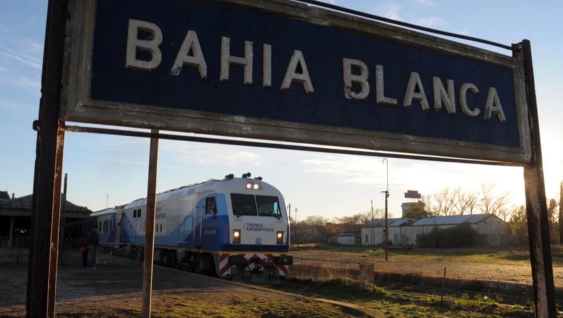 El interior profundo, desconectado: más de un año sin tren de pasajeros