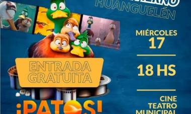 Llego el cine movil a Huanguelen y Curamalal con el programa "Vacaciones Divertidas"