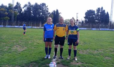 Independiente con Mercedes Melchior venció a Independiente de Rivera y Boca con Julia Schroh empató con San Martin Saavedra.