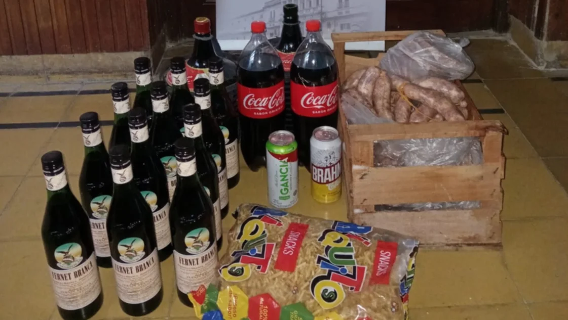 Pringles: arrestan a dos menores por el robo de mercadería a un club