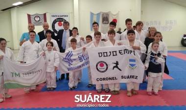 Gran participación de la Asociación Karate Do Shotokan de Coronel Suárez en el Encuentro de Karate en Bahía Blanca
