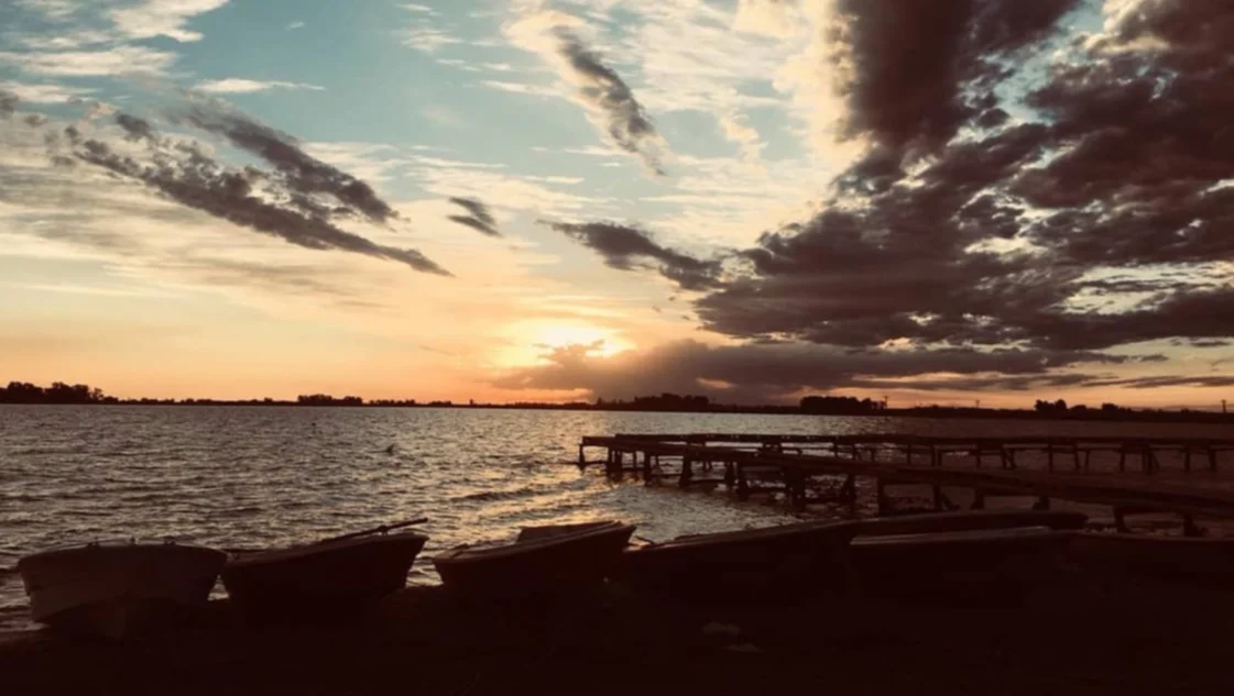 La joya secreta con laguna escondida y una ruta del queso que conquista los sentidos